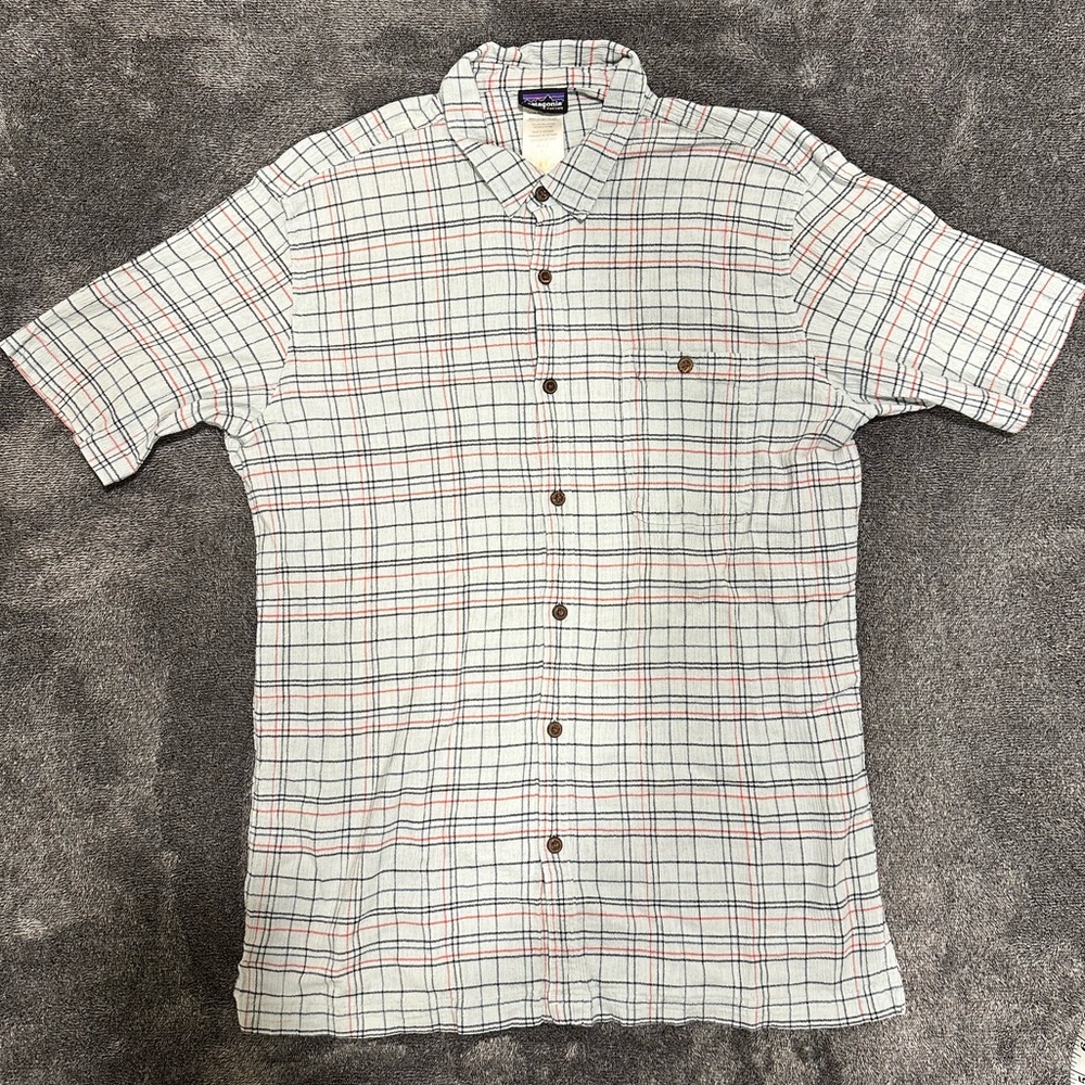 Patagonia Men’s AC Shirt XL (but Medium size)